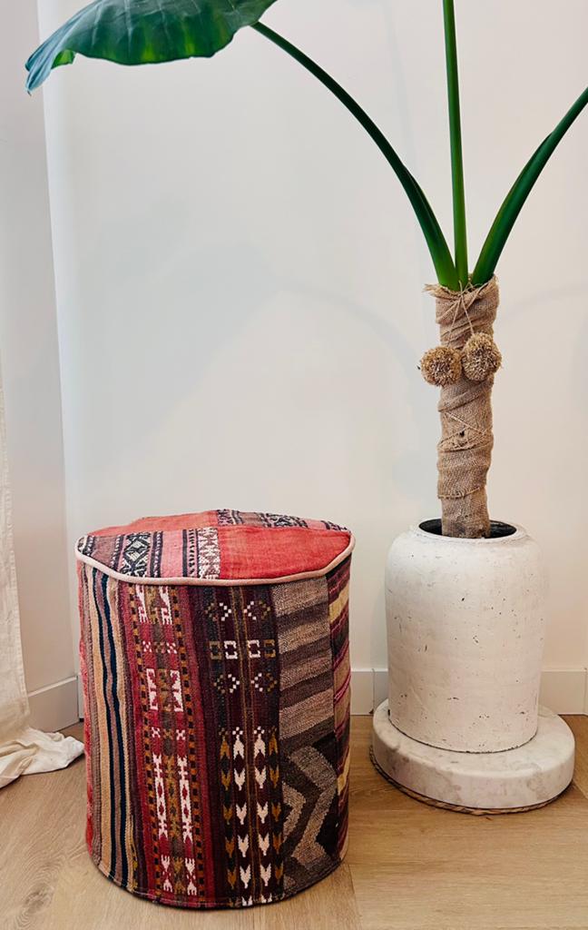 Vintage handgemaakte kelim poef, diameter 45, boho/ibiza, Huis en Inrichting, Ophalen, Zo goed als nieuw