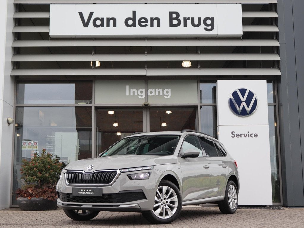 Skoda Kamiq 1.0 TSI 110 pk DSG Clever | Trekhaak | LED | Cli, Gebruikt, Euro 6, Grijs, 3 cilinders