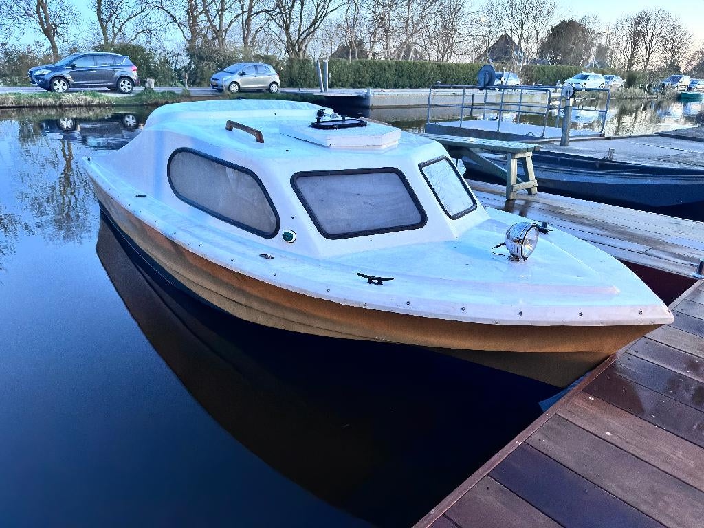 Shetland 535 boot zonder motor of met 8PK Motor, Watersport en Boten, Gebruikt, Afdekzeil, Buitenboordmotor, 1.00 - 1.50 meter