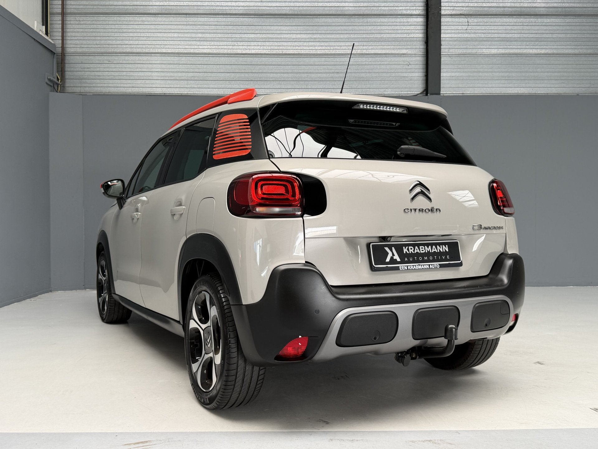 Citroën C3 Aircross 1.2 PureTech S&S Shine GARANTIE|Automaa, Auto's, Citroën, Gebruikt, Huisgarantie, 1199 cc, Met garantie (alle)