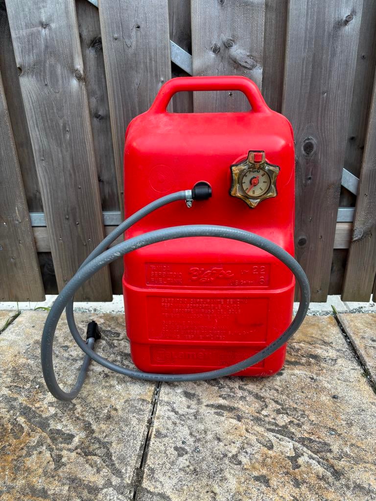 Brandstoftank 22 liter  met niveaumeter en slang, Ophalen, Gebruikt, Motor en Techniek