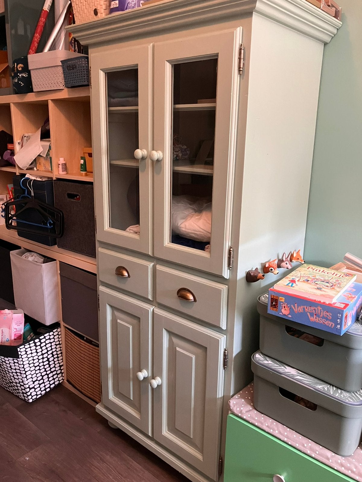 Buffet kast / Kinderkamekast, Ophalen, Zo goed als nieuw, 25 tot 50 cm, 150 tot 200 cm