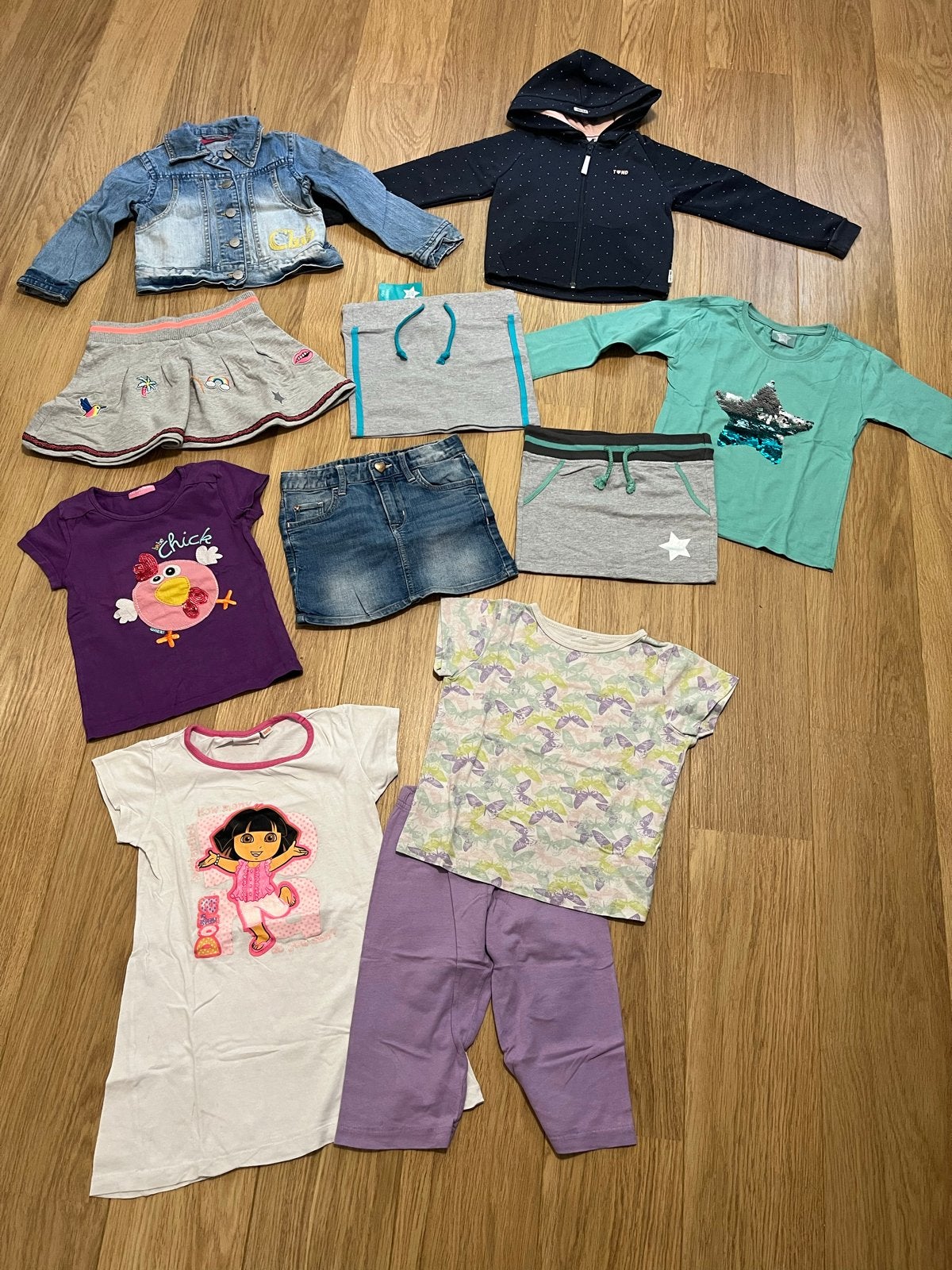 Meisjes kledingpakket maat 104 - diverse items, Kinderen en Baby's, Ophalen of Verzenden, Zo goed als nieuw, Meisje, Setje