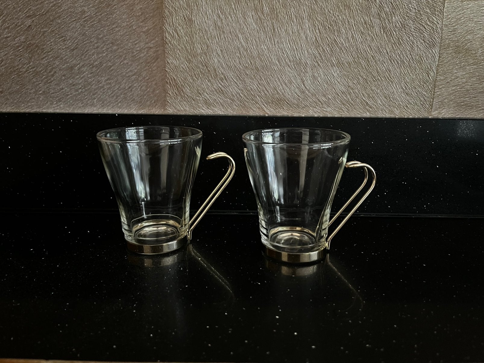 2 Bloomingville theeglazen met afneembare gouden houder, Ophalen of Verzenden, Glas, Overige stijlen, Glas of Glazen