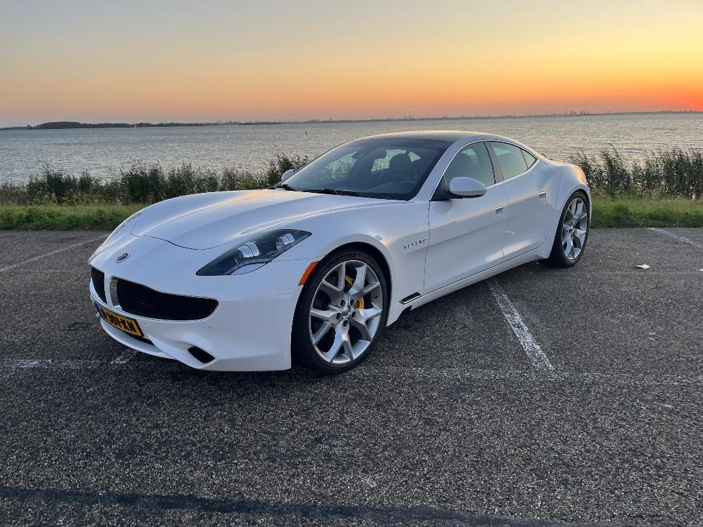 Karma Revero 2022 Wit, Automaat, 1998 cc, Achterwielaandrijving, USB
