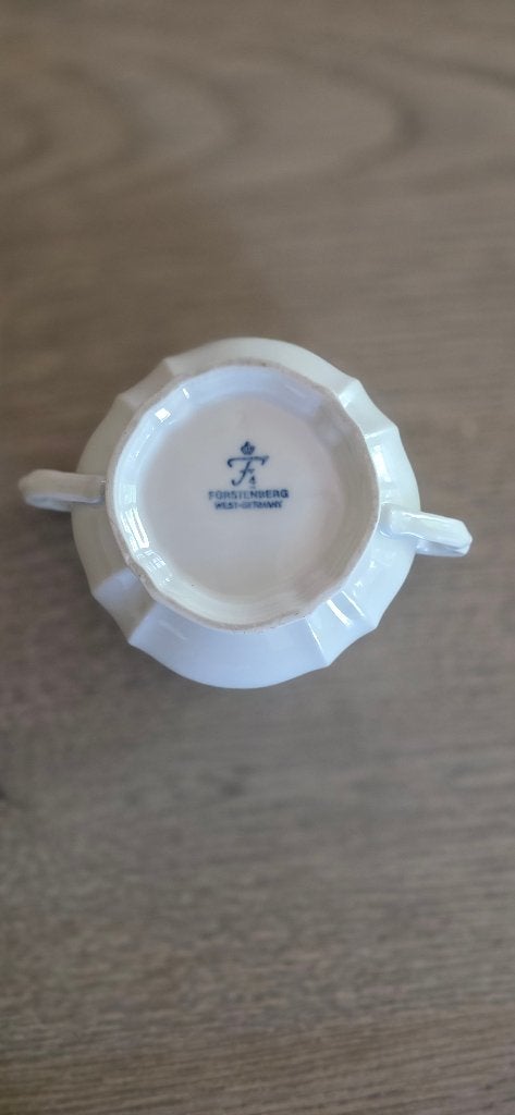 Vintage porseleinen Fürstenberg suikerpot met deksel, Ophalen of Verzenden, Zo goed als nieuw, Porselein, Bord of Schaal