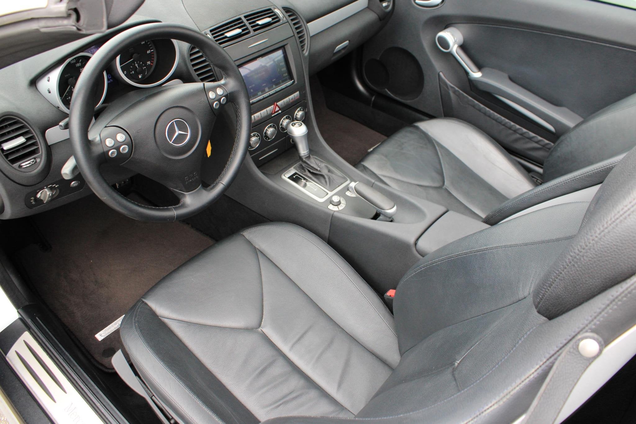 Mercedes-Benz SLK-Klasse 200 K. HarmanKardon | Xenon | Leder, Auto's, Mercedes-Benz, Automaat, Gebruikt, 4 cilinders, Cabriolet