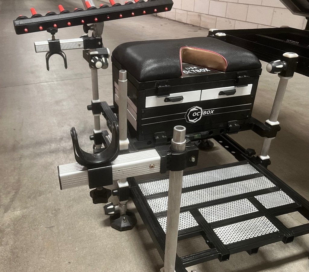 Octbox d25 zeer compleet, Watersport en Boten, Hengelsport | Witvissen, Ophalen of Verzenden, Gebruikt, Complete set