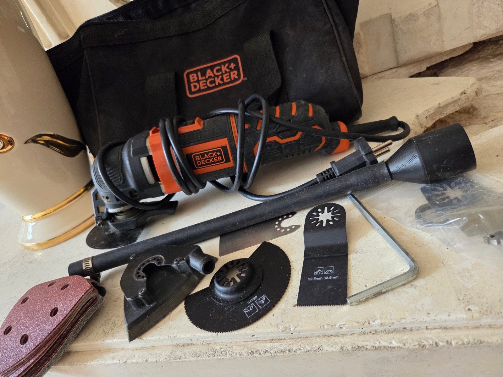 BLACK+DECKER MT300KA-QS Multitool met accessoires, Ophalen, Nieuw