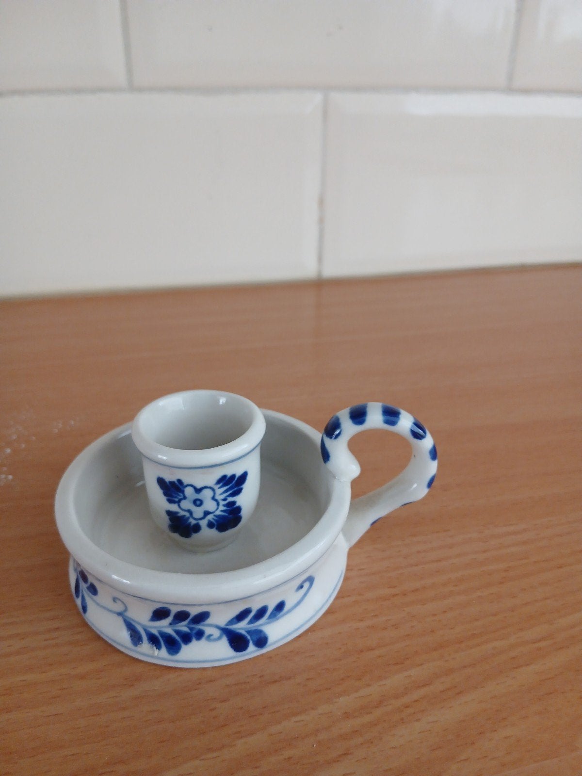 Delfts Blauw handgeschilderde kandelaar, Antiek en Kunst, Ophalen of Verzenden, Keramiek of Aardewerk
