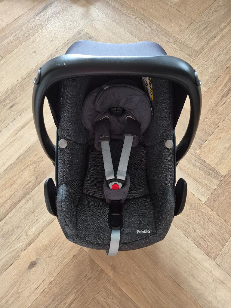 Maxi cosi pebble met hoes en wikkeldeken, Ophalen, 0 t/m 13 kg, Maxi-Cosi, Gebruikt