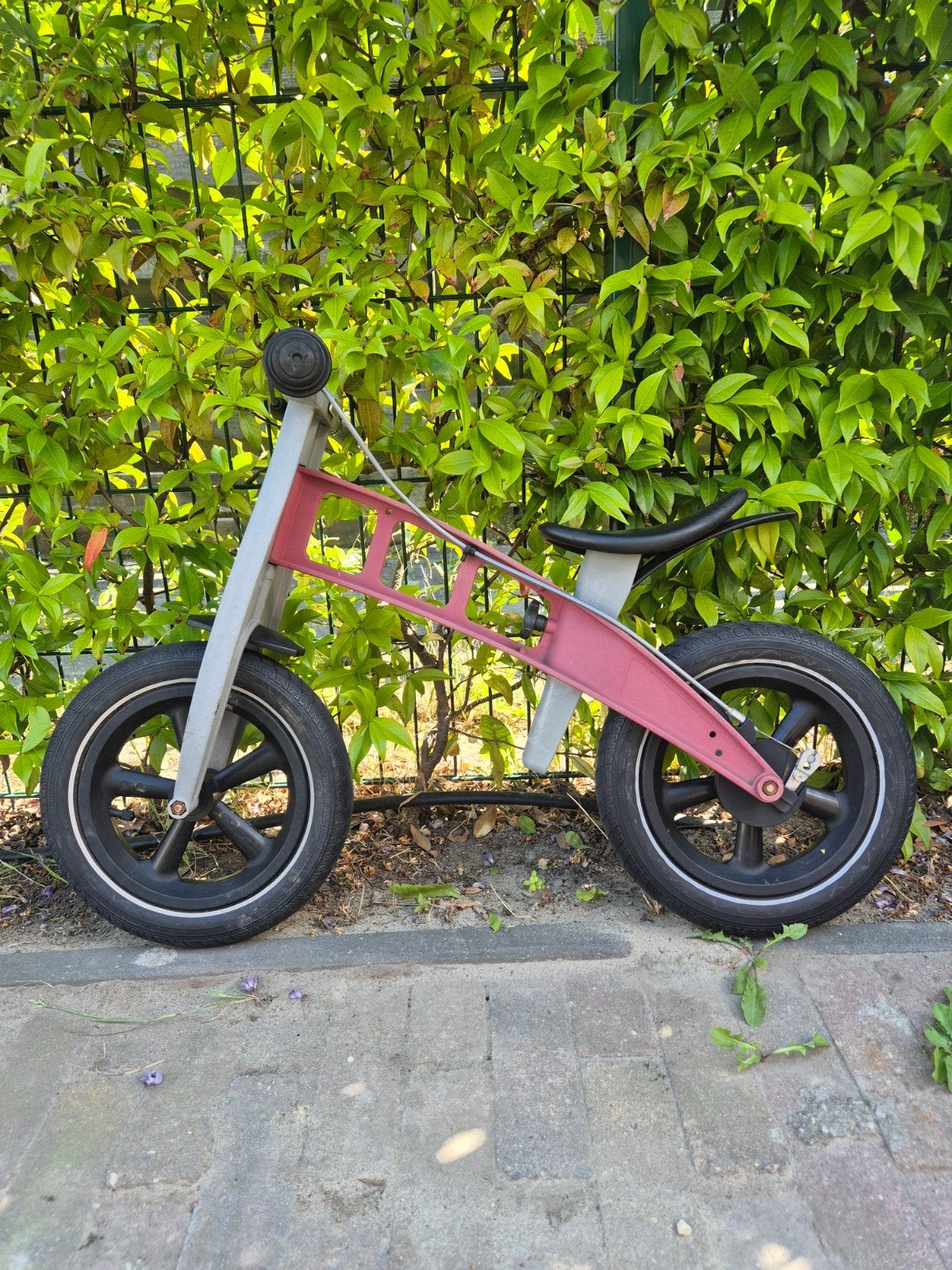 FirstBike loopfiets met handrem en Schwalbe banden, Ophalen of Verzenden, Gebruikt, Loopfiets