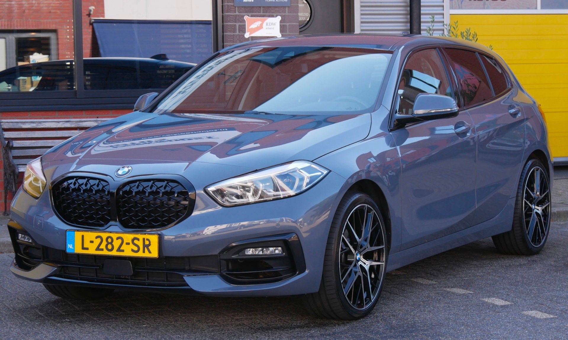 BMW 1-serie 118i Executive. sport.navi.sportstoel.vitureelor, Auto's, BMW, Gebruikt, Leder en Stof, Origineel Nederlands, Bedrijf
