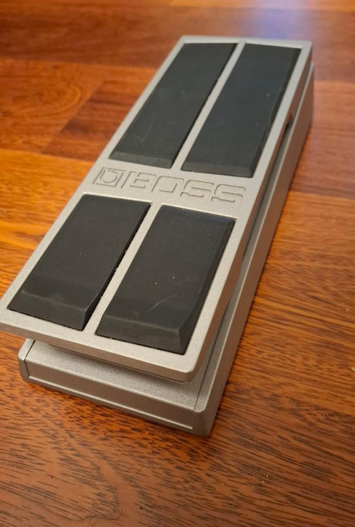 Boss FV-500-L, Muziek en Instrumenten, Effecten, Ophalen, Gebruikt, Volume