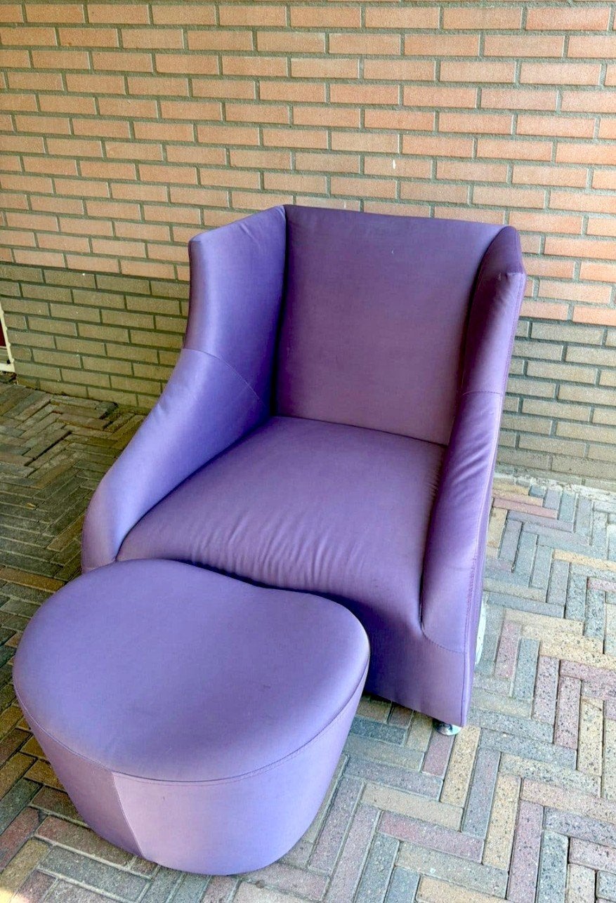 Paarse game-/relaxfauteuil met hocker, Huis en Inrichting, Ophalen, Overige kleuren, Modern met audiofunctie, Zo goed als nieuw