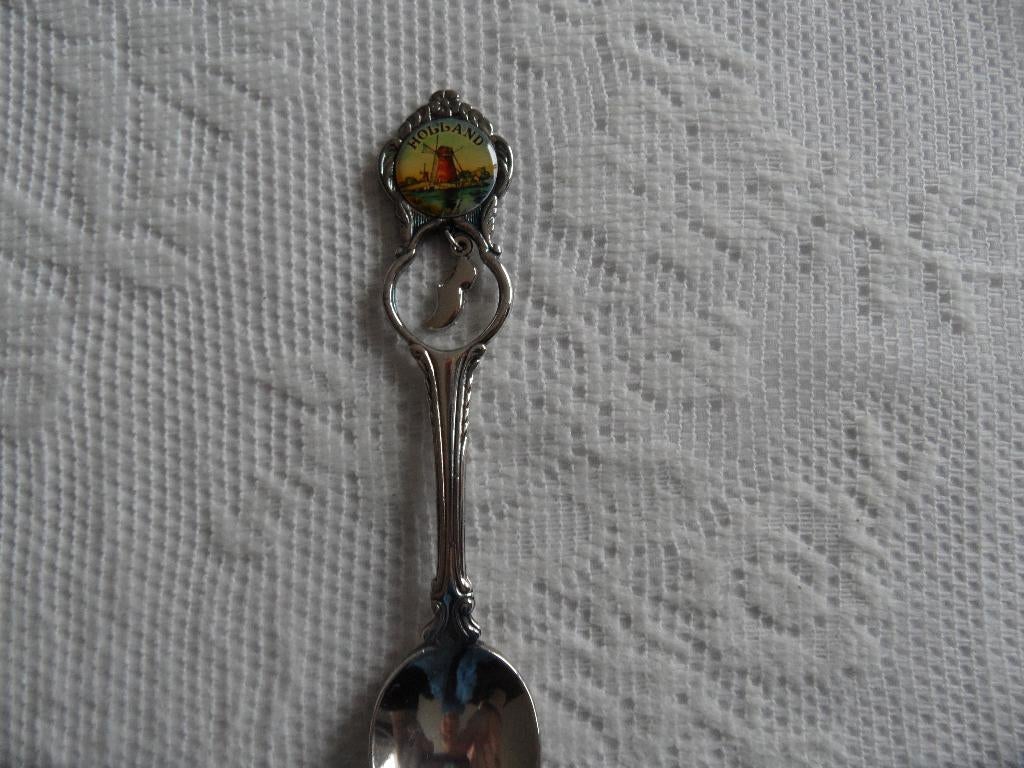 silver plated lepeltje met Holland (in doosje), Ophalen of Verzenden, Zo goed als nieuw, Rvs of Chroom