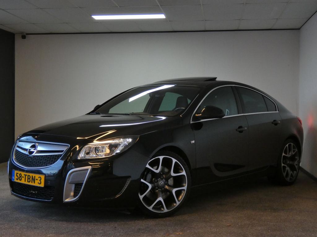 Opel Insignia 2.8 T OPC 4x4 Nwe APK Automaat! (bj 2012), Auto's, Opel, Euro 5, Gebruikt, Zwart, Bedrijf
