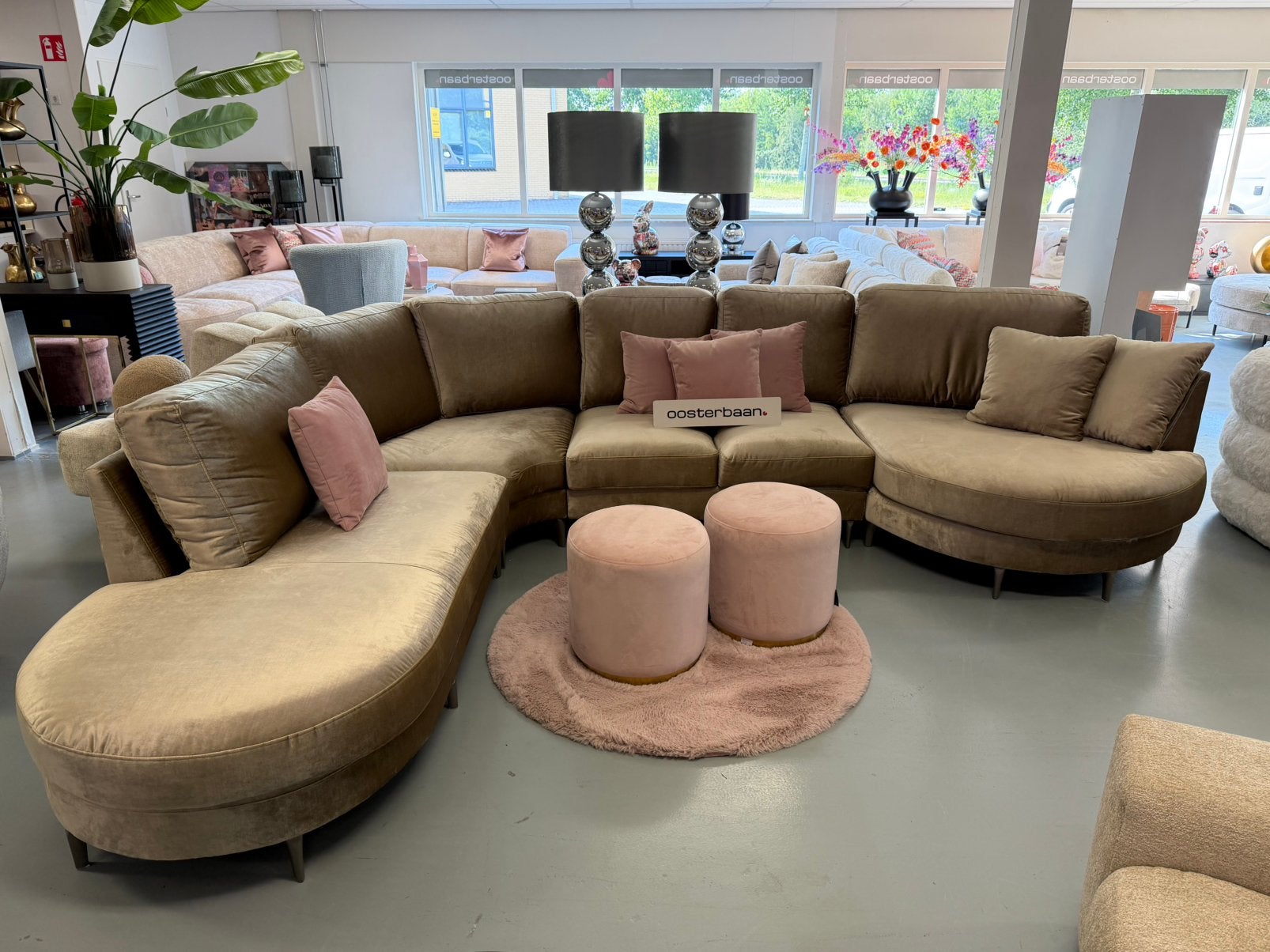 ACTIE - Luxe Velvet U-bank Circle New 280x350x140cm, Info@oosterbaanwonen.nl, Venus 31 8448CE Heerenveen, Hoekbank, Oosterbaan Wonen B.V.