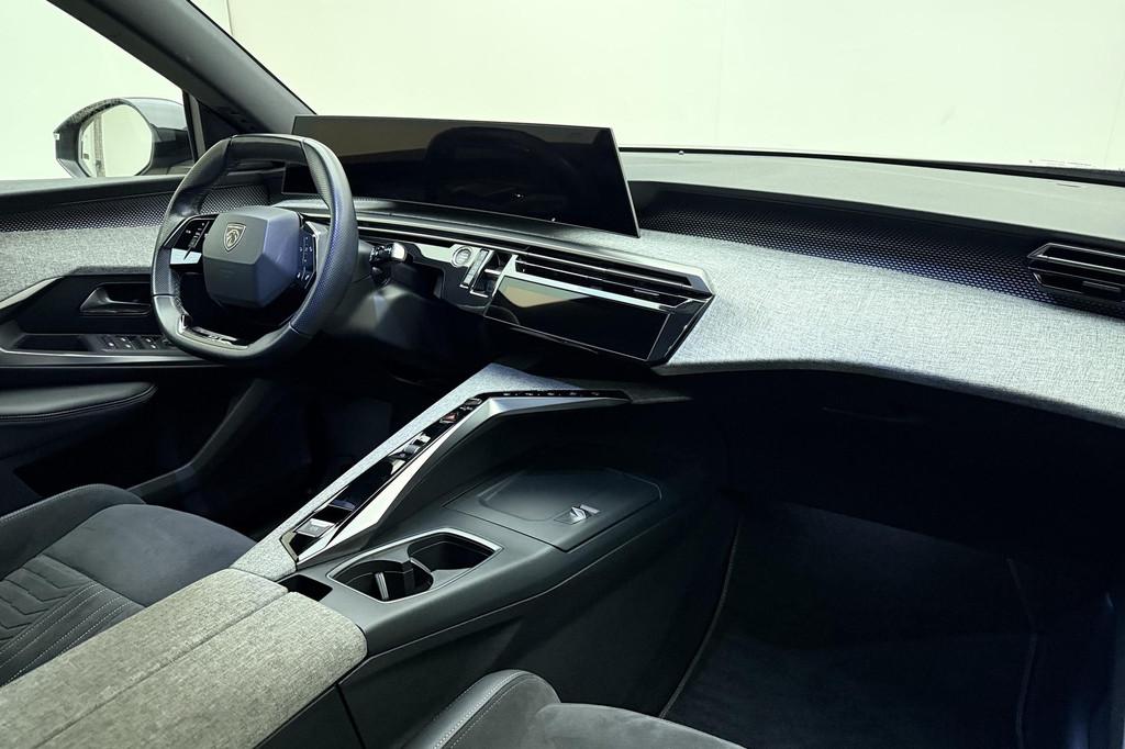 Peugeot 3008 1.2 Hybrid GT 136 PK | Automaat | Camera | Alca, 145 pk, Gebruikt, Euro 6, 1199 cc