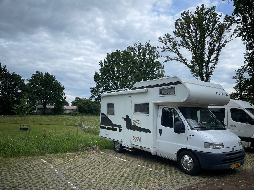 Camper Alkoof met stapelbed, Standaard zit, Alkoof, Raamblindering, Fiat