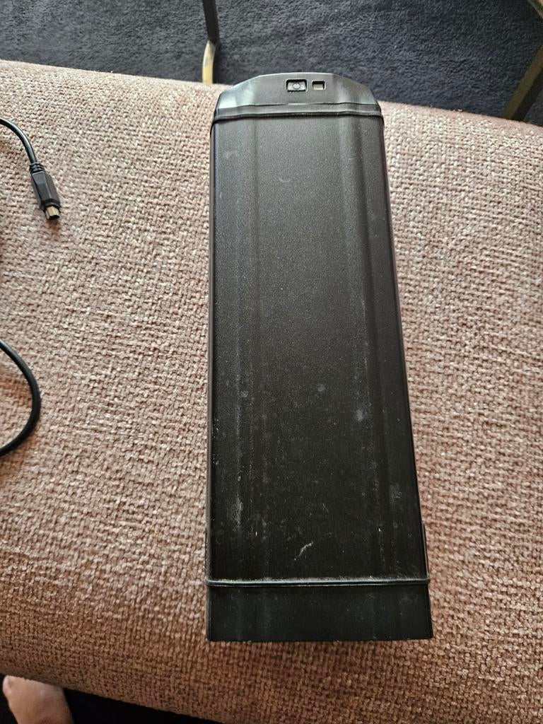 Stella e-bike accu en oplader (Joycube JCEB360-14.5-A), Fietsen en Brommers, Fietsaccessoires | Fietsaccu's, Ophalen, Gebruikt