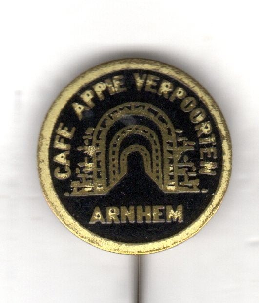 Speldje CAFÉ APPIE VERPOORTEN ARNHEM (A8), Ophalen of Verzenden, Gebruikt, Overige onderwerpen