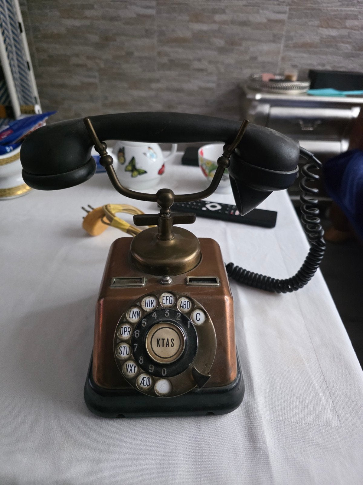 Vintage K.T.A.S. Telefoon met Draaischijf, Ophalen