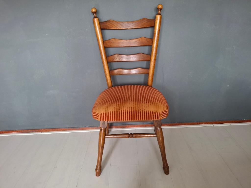 Vintage stoel oranje 2 stuks, Huis en Inrichting, Stoelen, Ophalen of Verzenden, Gebruikt, Overige kleuren, Eén