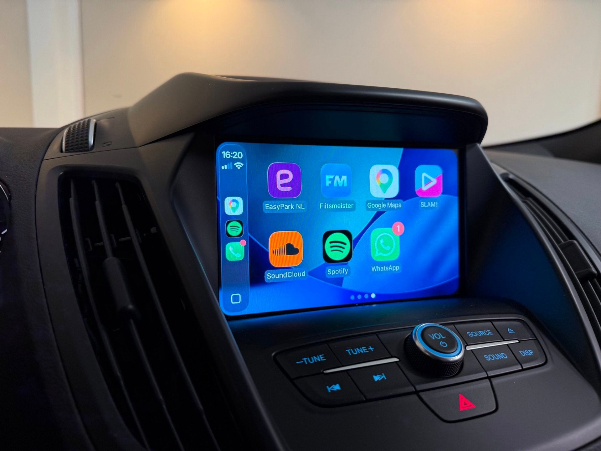 Ford Kuga 1.5 EcoBoost ST Line *Distr.riem VV* Carplay|Stoel, Auto's, Ford, Euro 6, 4 cilinders, Bedrijf, Handgeschakeld