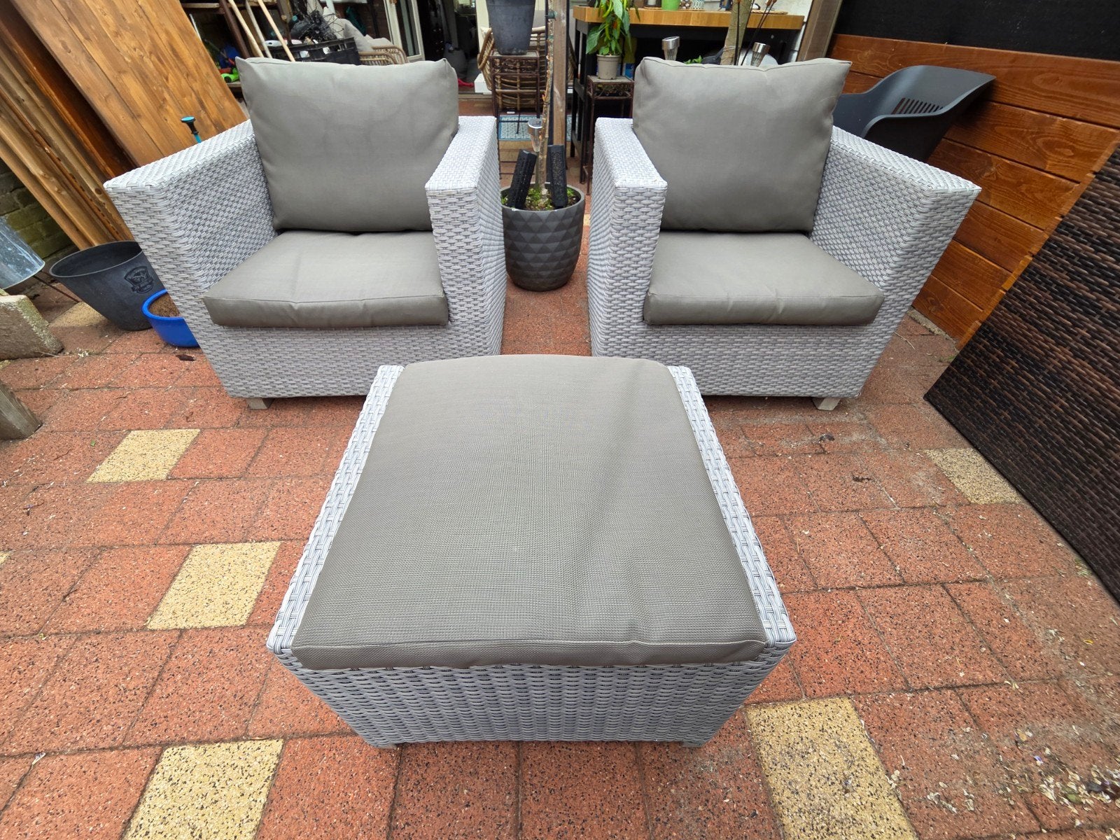 Wicker tuinset met hocker en LIFE all weather kussens, Tuin en Terras, Tuinsets en Loungesets, Zo goed als nieuw, Loungeset, Wicker