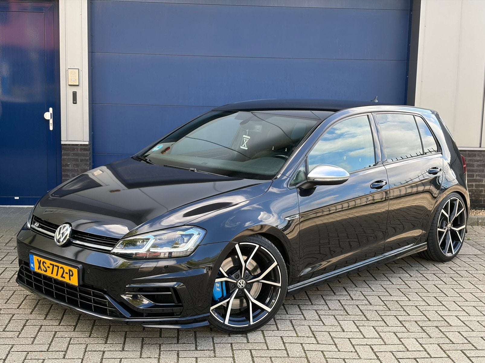 Volkswagen Golf 7R ABT 2.0 TSI 4 MOTION 7.5 uitvoering, Zwart, 4 cilinders, 1984 cc, Zwart