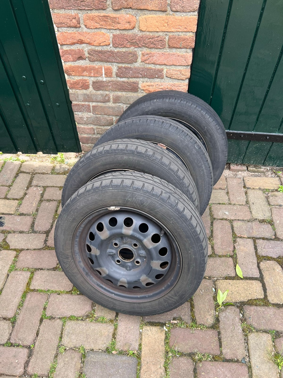 Zomerbanden 155/65 R14 voor Peugeot 106, Aygo, C1, Auto-onderdelen, Banden en Velgen, Ophalen, 14 inch, Gebruikt, 155 mm