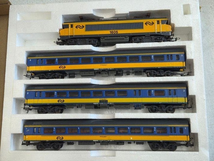 Lima Golden Series Treinset - Locomotief en Wagons, Ophalen, NS, Lima, Gebruikt