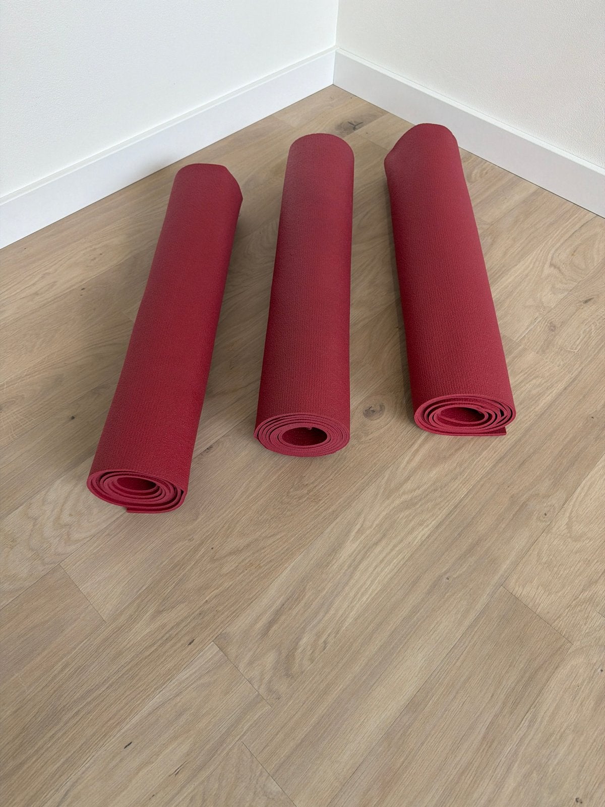 Zachte Antislip Yoga Mat - 2 Kanten Bruikbaar (3 Stuks), Ophalen, Zo goed als nieuw, Yogamat