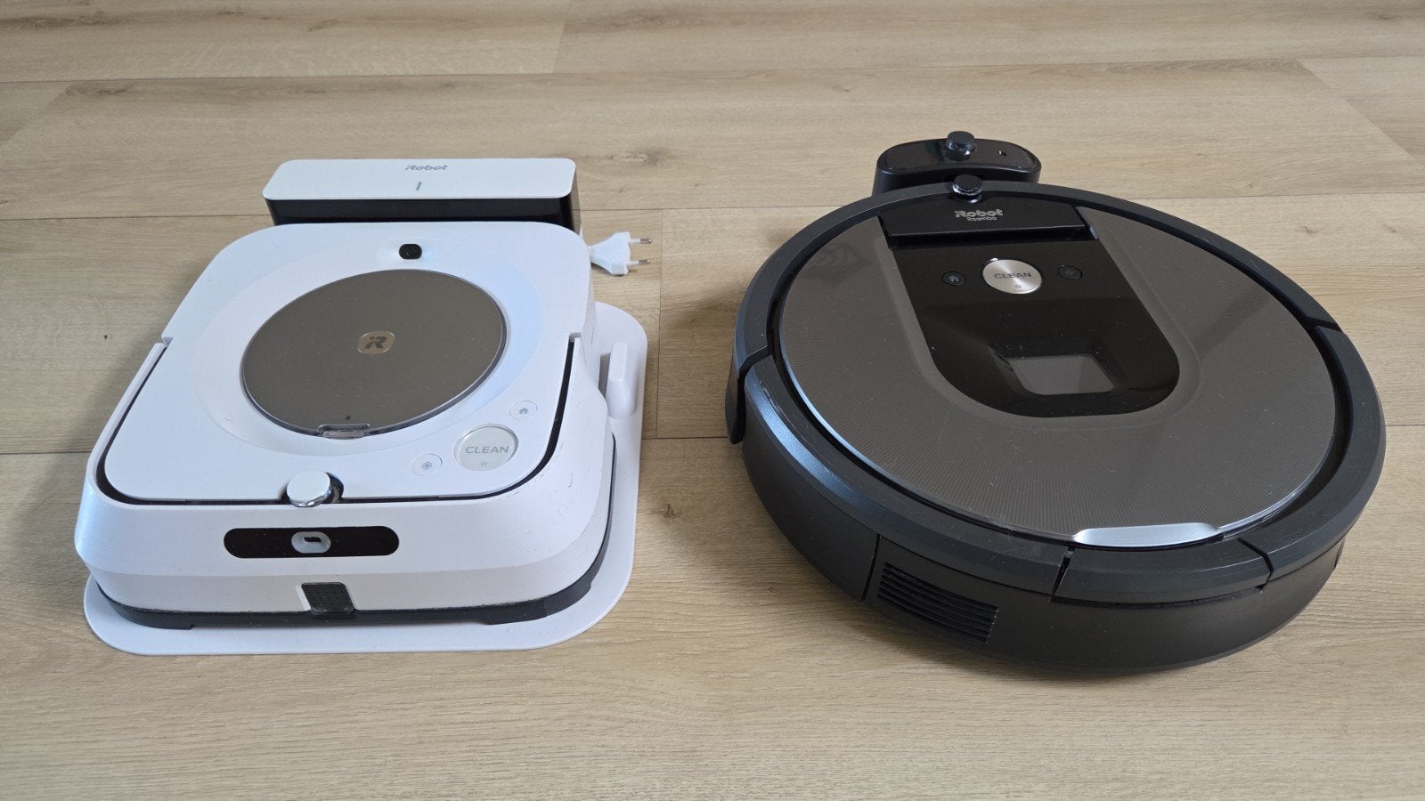 iRobot Roomba Stofzuiger en Dweilrobot Set, IRobot, Ophalen of Verzenden, Robotstofzuiger, Bedienbaar via app