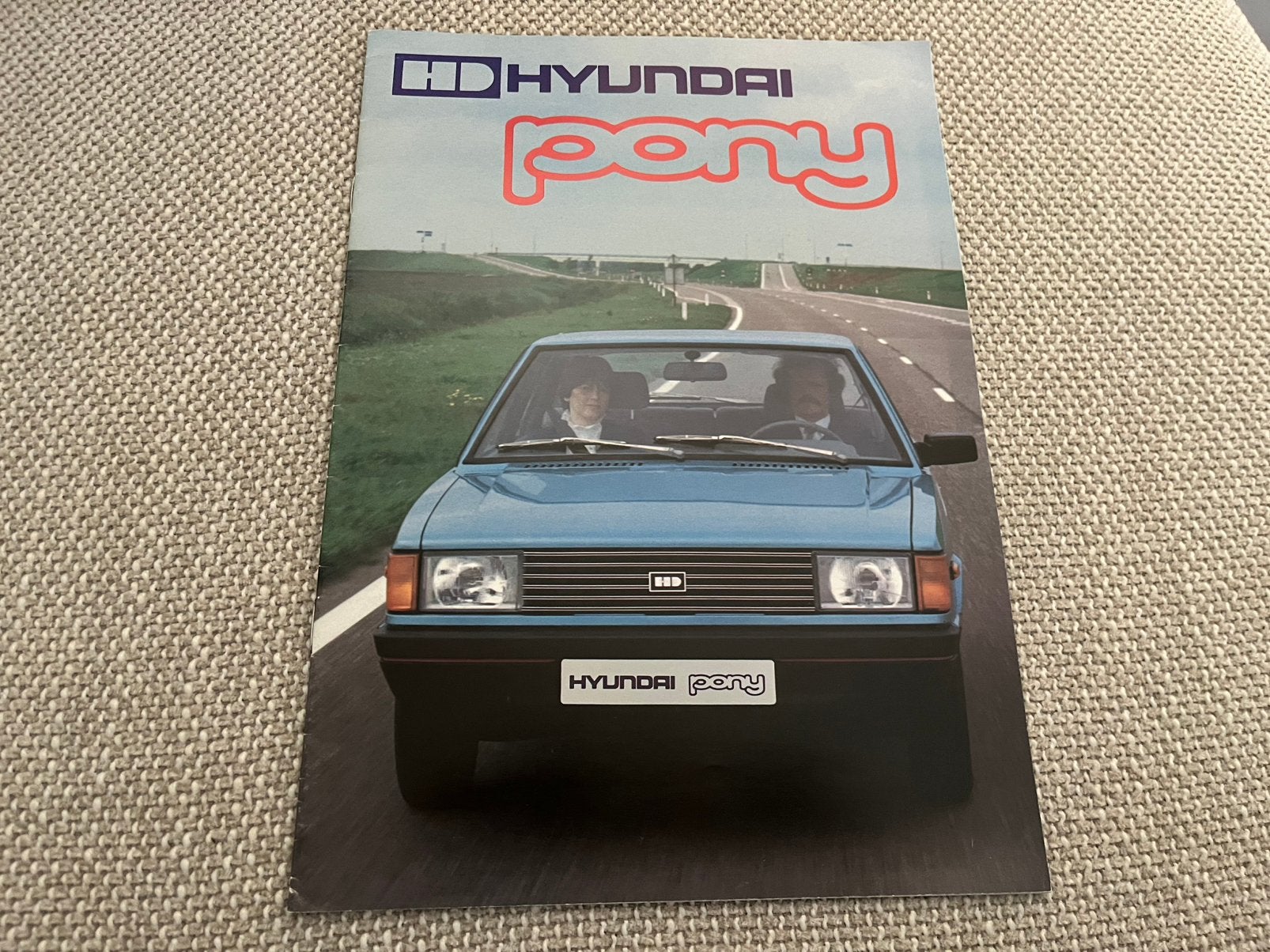 Folder Hyundai Pony, Ophalen of Verzenden, Zo goed als nieuw
