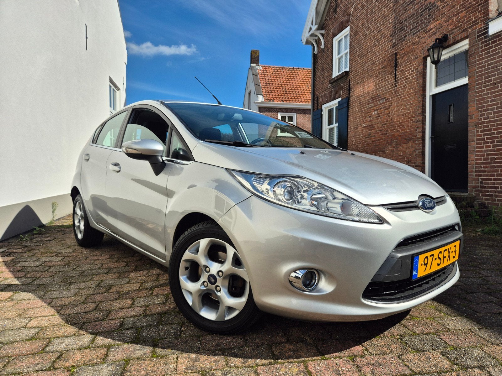 Ford Fiësta 1.4 71KW 5DR AUT 2011 Grijs, Auto's, 15 km/l, 40 €/maand, 4 cilinders, Origineel Nederlands