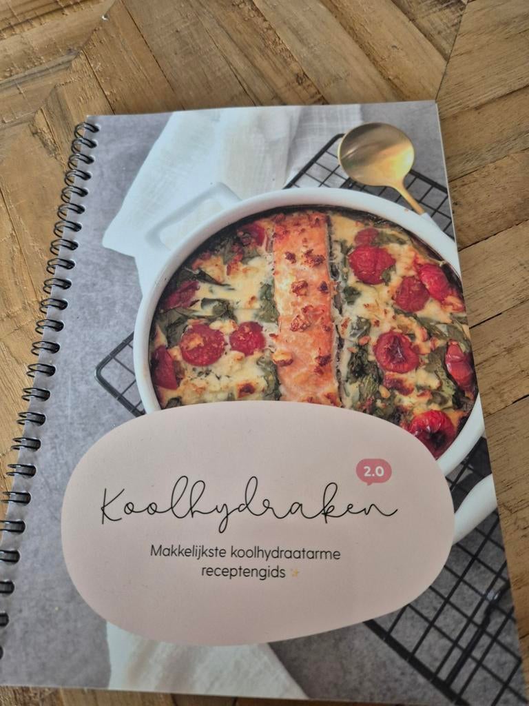 Koolhydraken 2.0 & Koolhydraatarm eten (2 kookboeken), Boeken, Kookboeken, Hoofdgerechten, Yvonne Karst, Ophalen of Verzenden