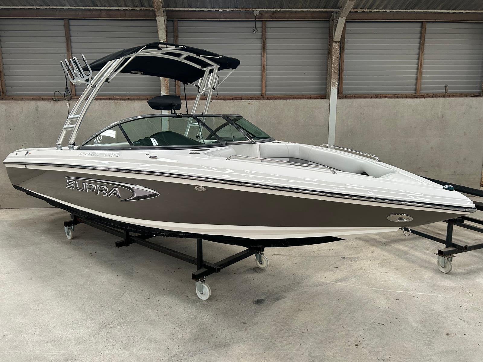 Te koop: supra sunsport 24ft bouwjaar 2006 met boegschroef, Watersport en Boten, Ophalen, Info@sdjboten.nl, Supra, Zevenhuizerstraat 279