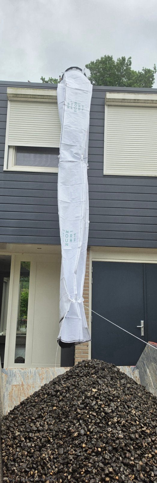 Stortslurf/stortkoker., Ophalen, Minder dan 25 mm, Zo goed als nieuw, Minder dan 200 cm