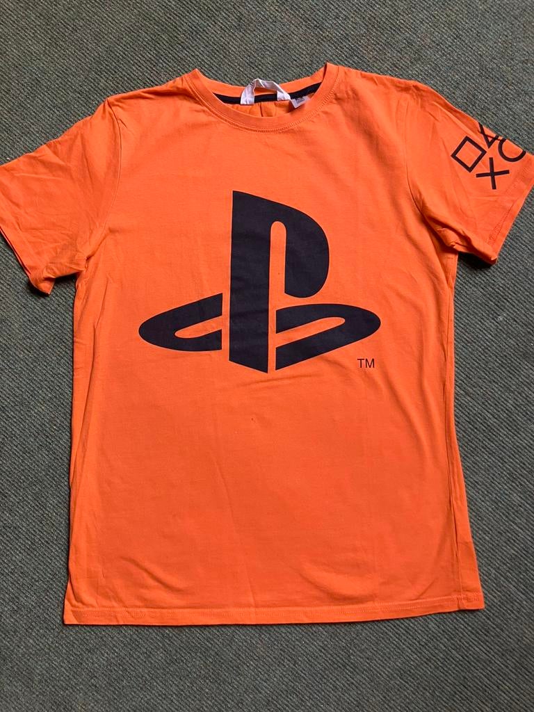 Oranje t-shirt PlayStation 158, Ophalen of Verzenden, Zo goed als nieuw, Jongen, Shirt of Longsleeve