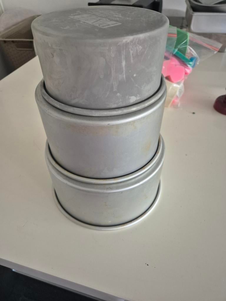 Bakvormen en uitstekers voor taarten, Hobby en Vrije tijd, Taarten en Cupcakes maken, Ophalen of Verzenden, Taarten of Cupcakes