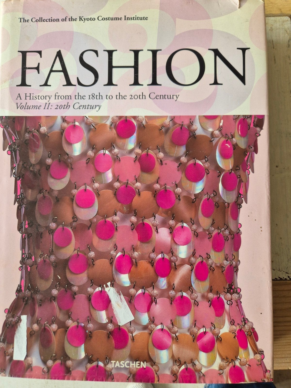 Mode naslagwerk Fashion, Ophalen of Verzenden, Zo goed als nieuw, Mode algemeen