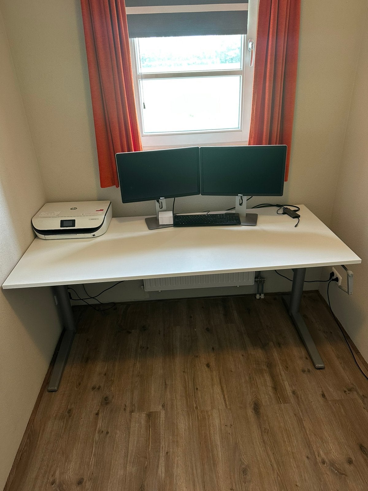 Bureau 200x80 in hoogte verstelbaar, Ophalen, In hoogte verstelbaar, Zo goed als nieuw