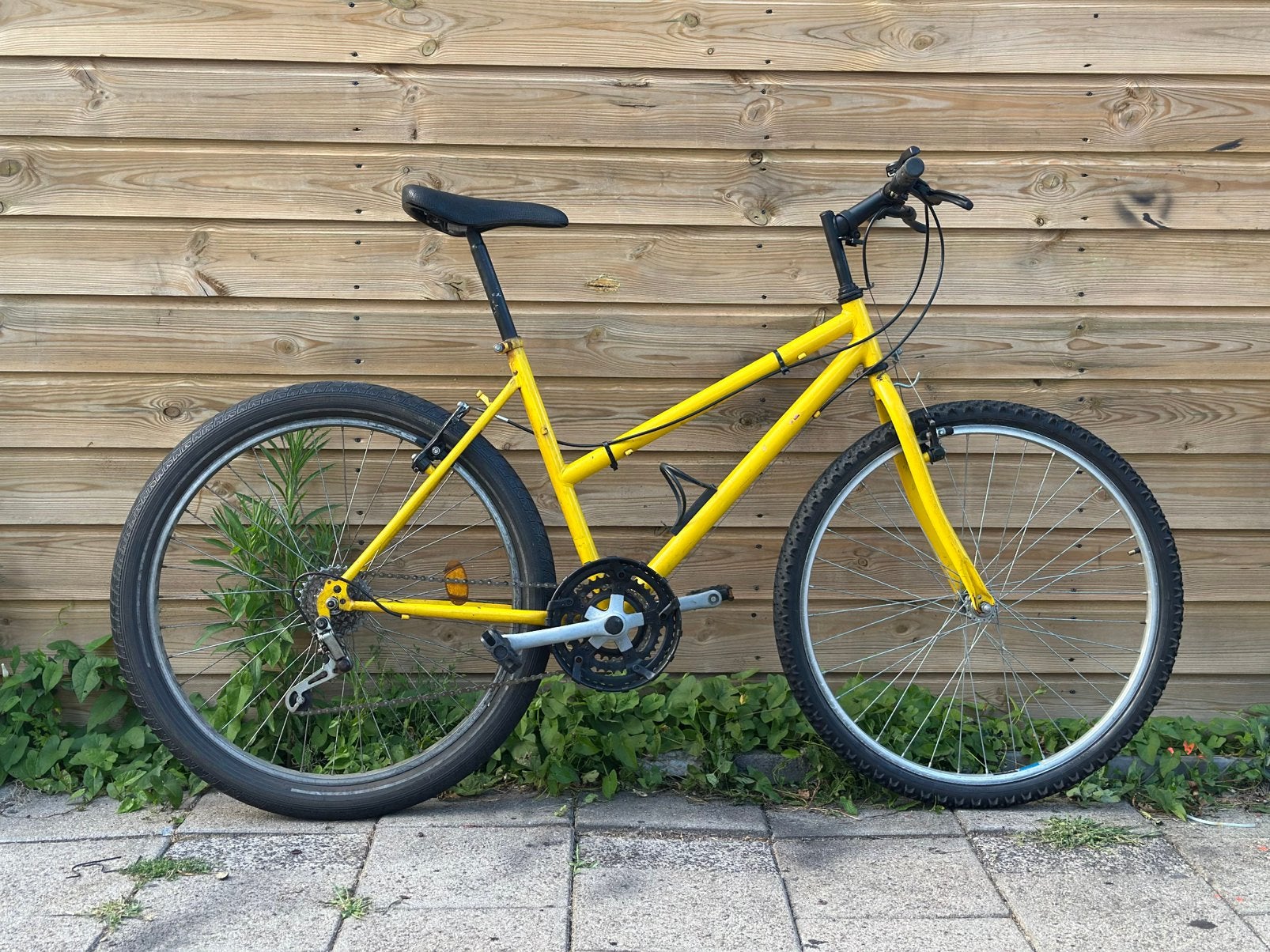 Gele fiets – 26 inch, 7 versnellingen, 2 handremmen, Ophalen, Terugtraprem, Handrem, 53 tot 56 cm
