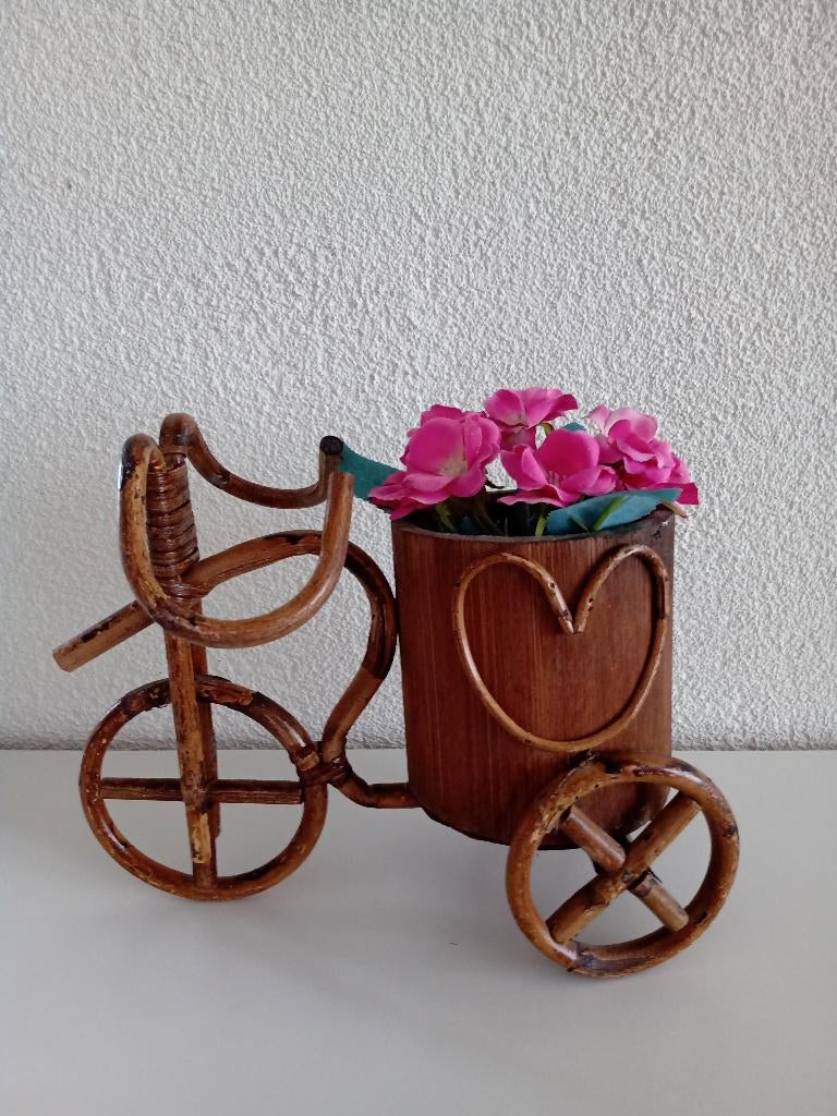 Een Mooie Houten Miniatuur Bloemenkar, Ophalen of Verzenden
