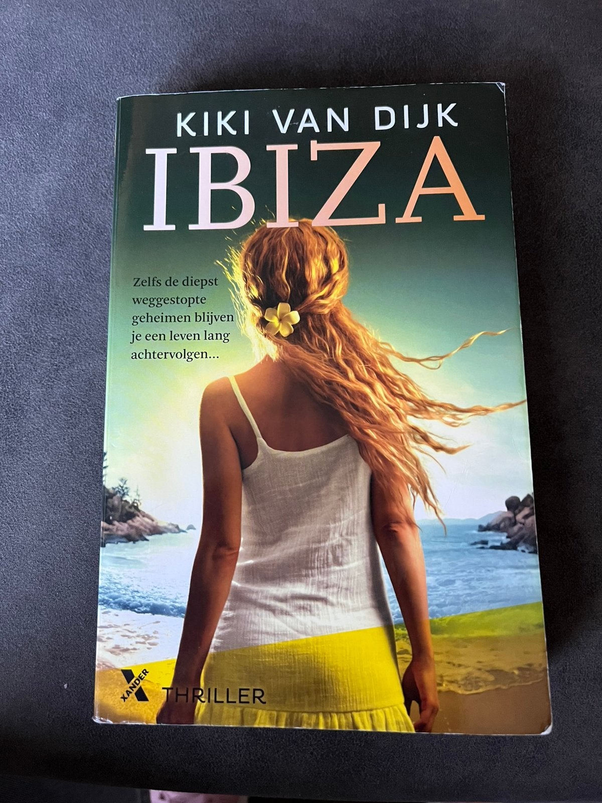 Ibiza - Kiki van Dijk (Thriller), Ophalen of Verzenden, Gelezen, Nederland
