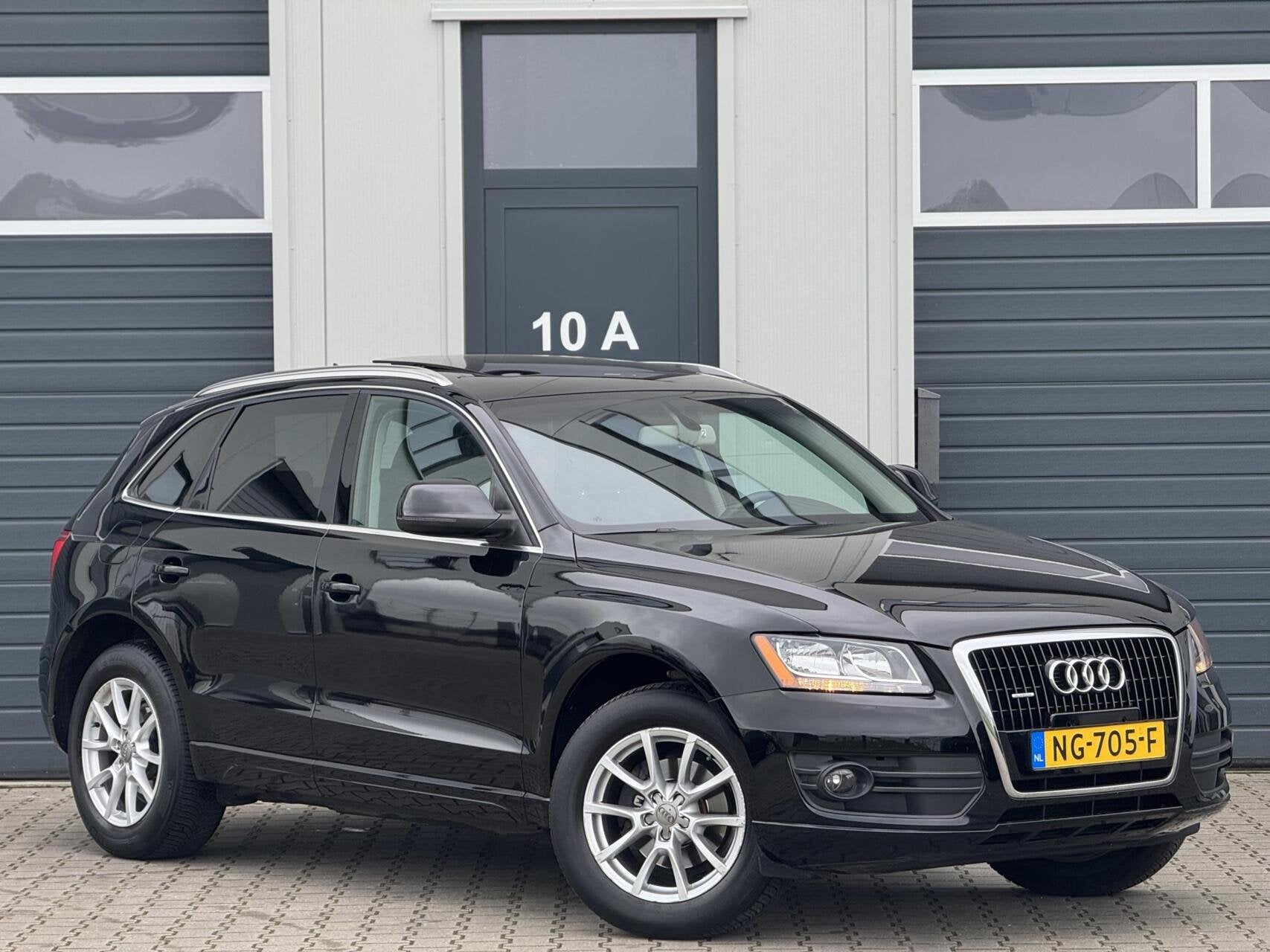 Audi Q5 3.2 FSI quattro Pro Line / Pano / Zeer lage KM, Auto's, Euro 5, Gebruikt, Zwart, Q5