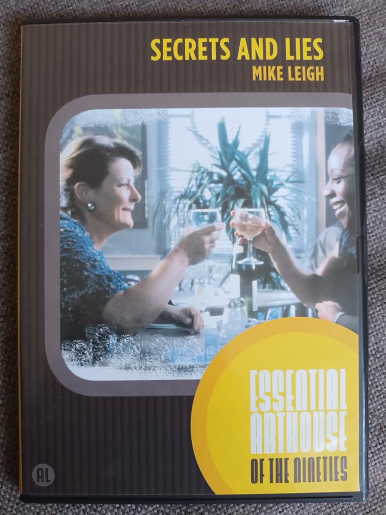 Secrets and Lies van Mike Leigh, Vanaf 12 jaar, Ophalen of Verzenden, Gebruikt
