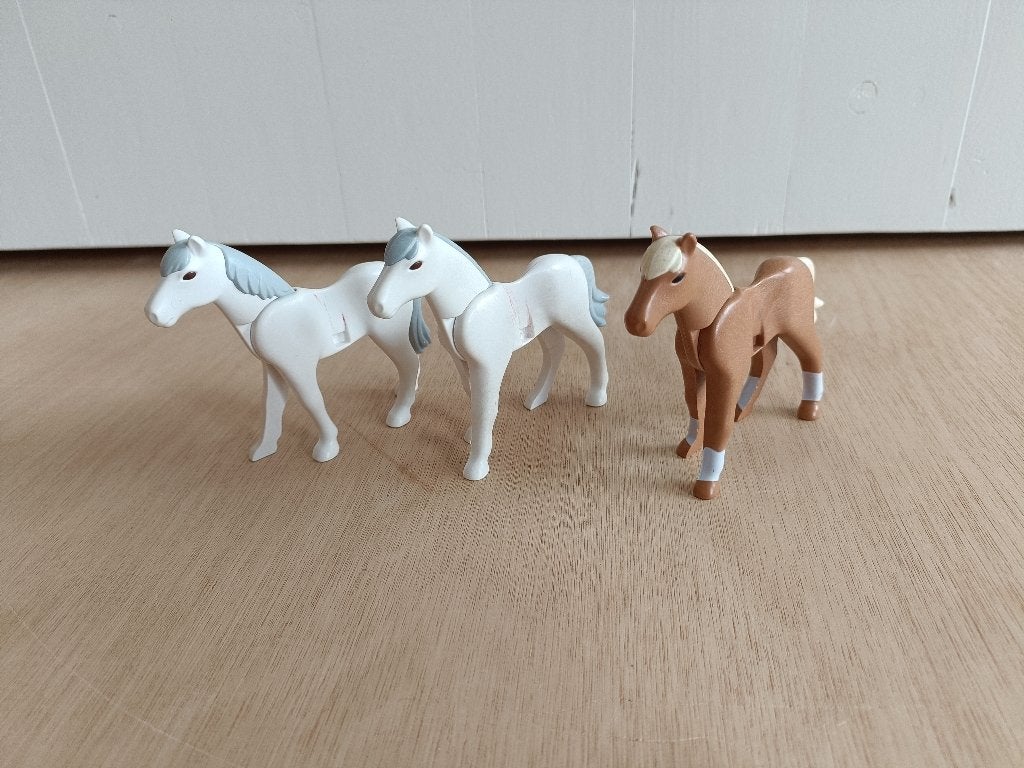 playmobil 3 paarden, Kinderen en Baby's, Speelgoed | Playmobil, Gebruikt, Losse onderdelen, Ophalen of Verzenden, Country